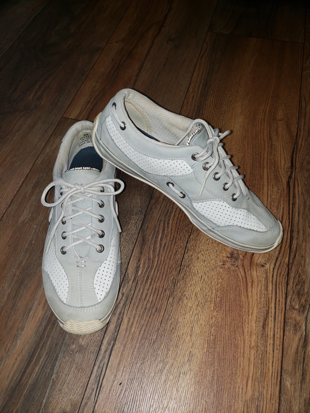 Women's Sperry Casual Lace-Up Sneakers in Light Gray and White